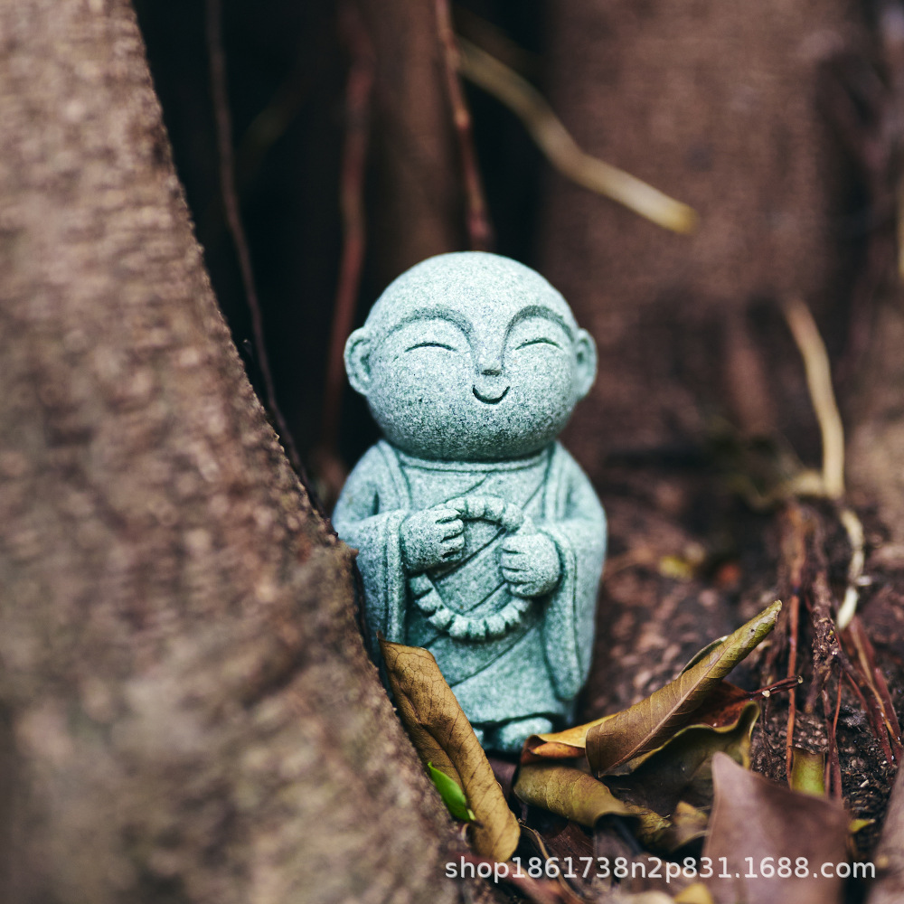 Japanese Buddha Figurine Good  - Aquarium Fish Japanese のレビューと価格